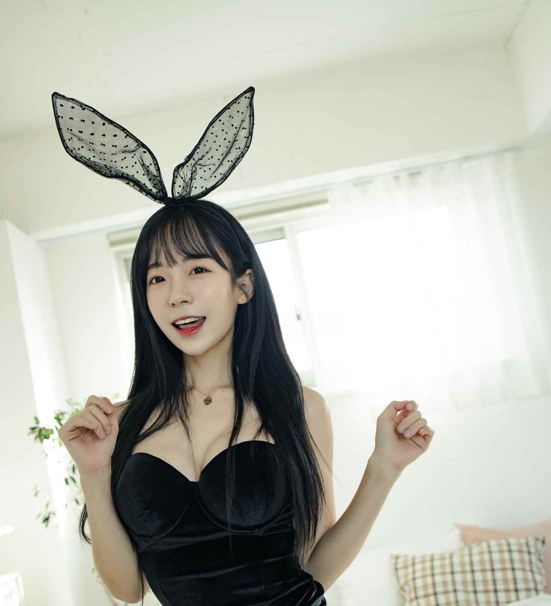 Leeesovely李素英美女写真图集下载3590P258V 86GB-美了么