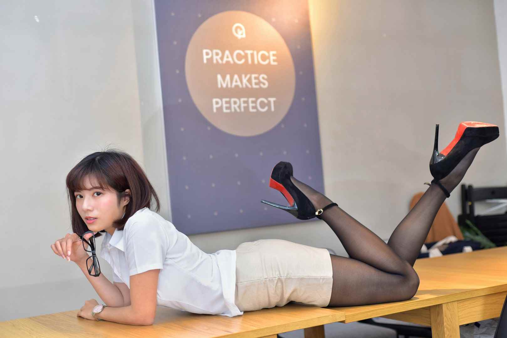 图片[2]-制服の女生美女写真图集合集打包下载7套2.15GB 317P-美了么